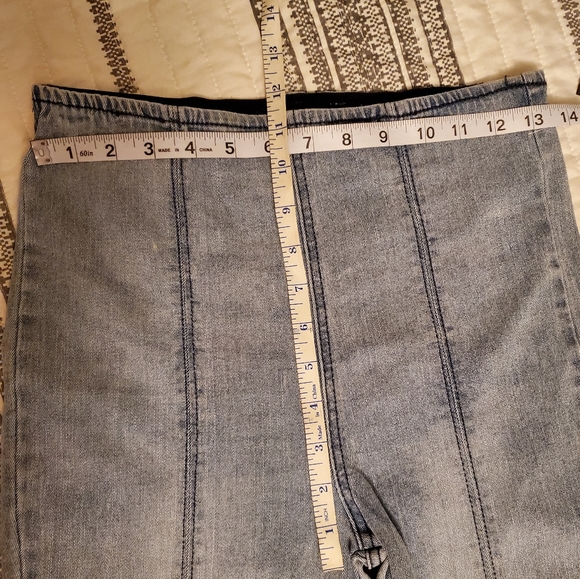 NWT Super High Rise Pull On Flare Bell Bottom Jeans Size M(7-9) - Picture 11 of 12